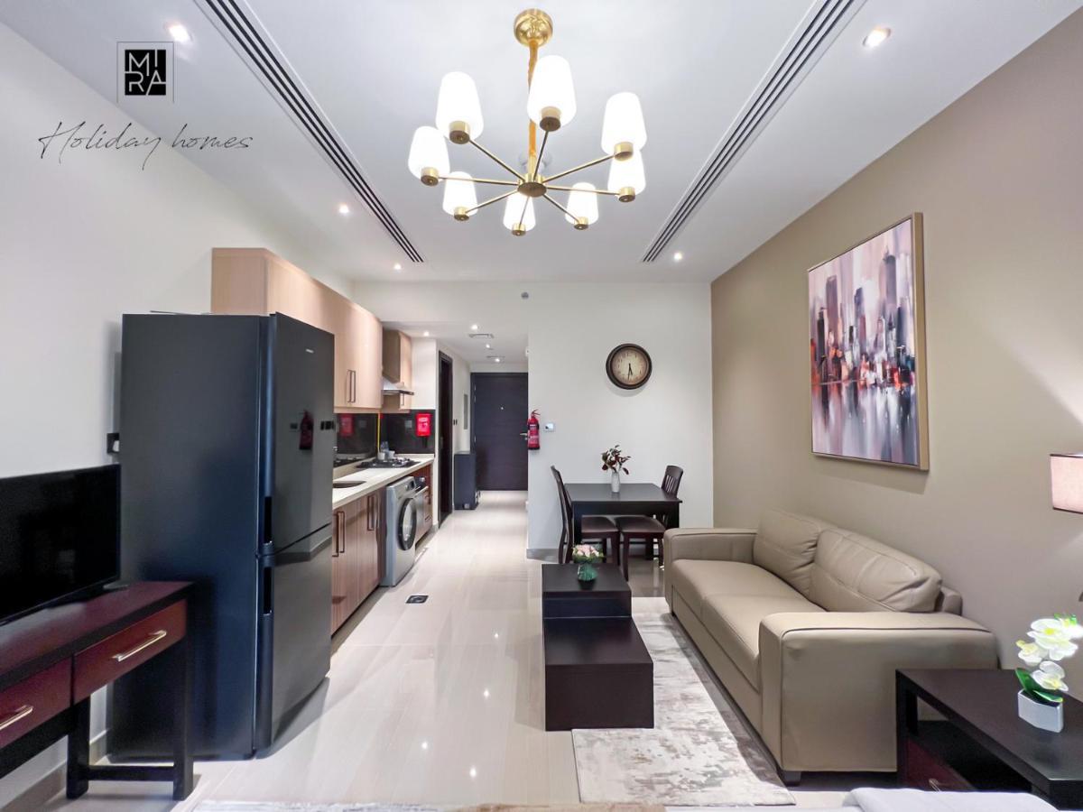 Mira Holiday Homes - Newly Furnished Studio In Downtown Dubai Exterior foto